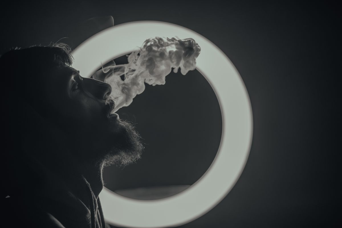 Nicotine Pouches vs Nicotine Patches – Which Works Better for Cutting Down on Smoking